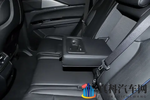 凯迪拉克XT5三年五万公里，先夸后骂才实在!-2