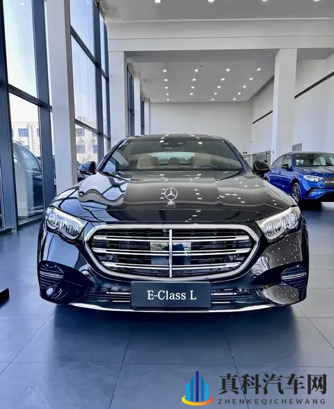 售价4299万元起，2026款奔驰E级经典版亮相，豪华不止一步之遥！-2