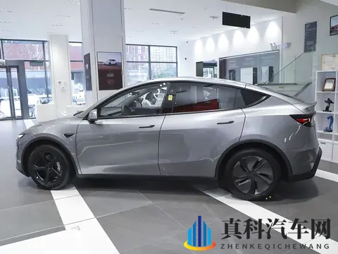 特斯拉Model Y全新车型上市!售价2885万起外观动感,续航821公里-1