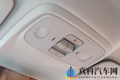 家用六座车选MPV还是SUV?亲测零跑C16,这才是适合的选择-2