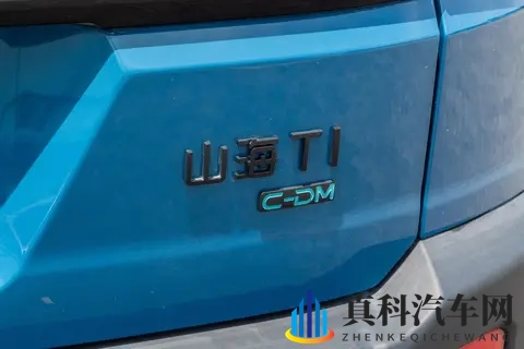 预算15万,带全家自驾游,选这辆SUV更省油,动力强,还很帅-2