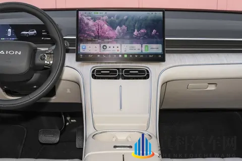 埃安i60增程版:15万以内增程SUV,适合家用-3