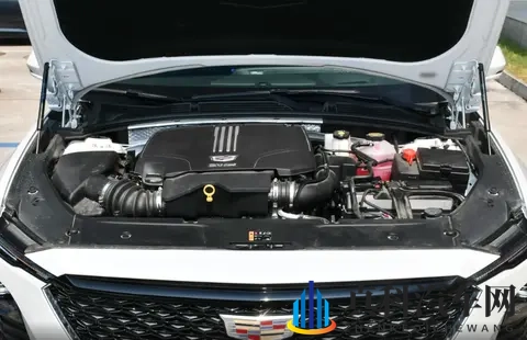 入门即豪华？2197万起售，凯迪拉克GT4怎么样-1