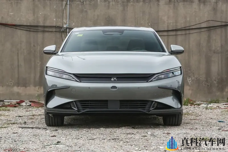 比亚迪汉长续航版上市，续航_内饰升级，外观保持不变-1