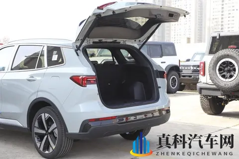 2025 款福特领睿全系车型配置解析与选买建议-1