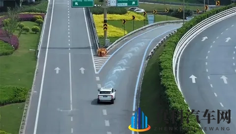 马斯克豪言特斯拉FSD全面入华，为何没了任何响声？-3