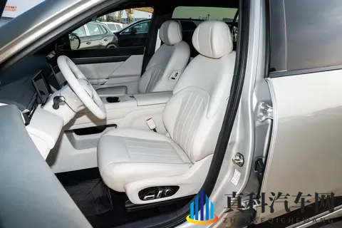 限时焕新指导价1599万起！2026款eπ008“超级大五座”上市-2