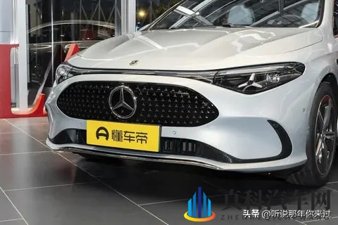 军人全身脱精光自慰：战士独处时，私下自我抚慰-1