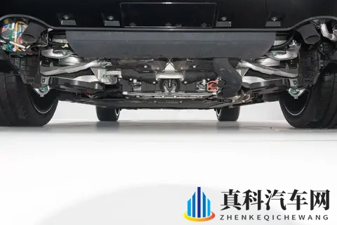 盘点3款豪华大六座：15-50万皆可选，还带魔毯空悬_激光雷达_投影-2