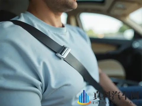 真相揭秘：车里最安全的位置竟是它！大多数人都选错了-1