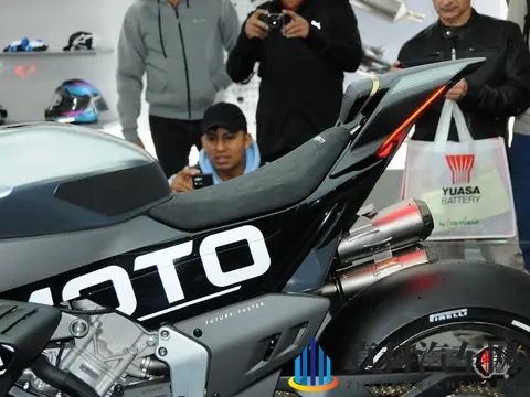 欧美WWW：欧美汽车新潮流，科技驾驭未来体验-1