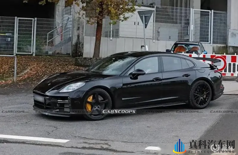 GT3 RS风格套件 最强动力版本 保时捷Panamera Turbo GT谍照-1