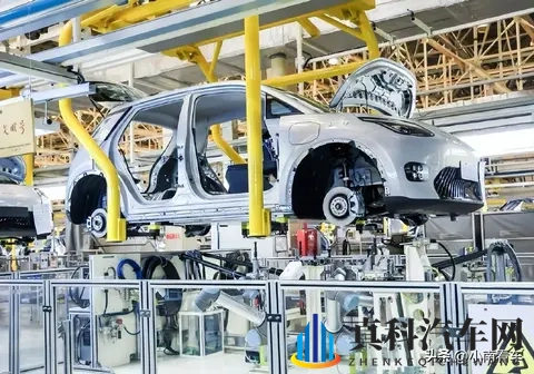 童帝结弦全部车牌号:明星座驾大揭秘:童帝结弦豪车车牌引关注-2