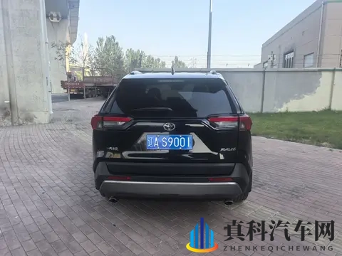 女同学裸体趴下光屁股挨打：智能驾驶革新，未来出行新体验-3