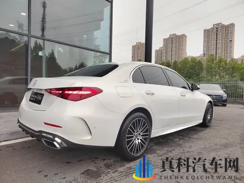 19万多，23年底准新奔驰C级，一手车代步优选？-2