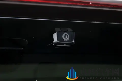 28 万的家庭 MPV,开上一个月,我发现真的不需要再加预算了!-1