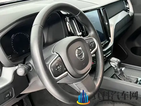 二手沃尔沃XC60:10万公里见证,红色战驹依旧风华正茂!-1