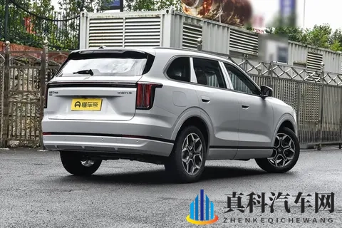 15T插混+121km纯电续航,捷途山海L7 PLUS试驾感受-2