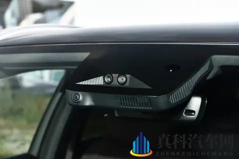 国产油车终于崛起!85万销量的吉利星越L,五大豪华实力全面解析-1