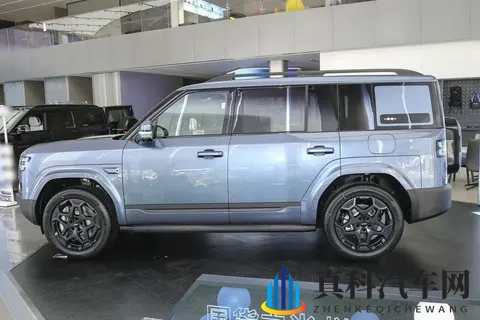 比亚迪又上狠货！方盒子造型+豪华内饰，综合续航1300KM！-2