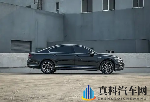 逼网站：汽车新变革：新能源、自动驾驶成未来趋势-2