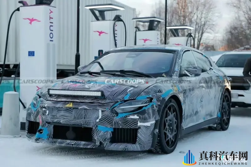 法拉利4门“纯电轿车”轴距近3米!比Panamera还大-1