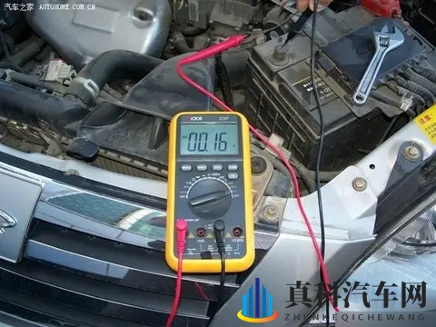 车子长时间不开如何避免电瓶亏电？记住这2个方法，电瓶多用几年-1