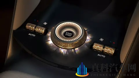 对标迈巴赫S级,宾利新一代飞驰曝光 2026年亮相,电动化推迟10年-2