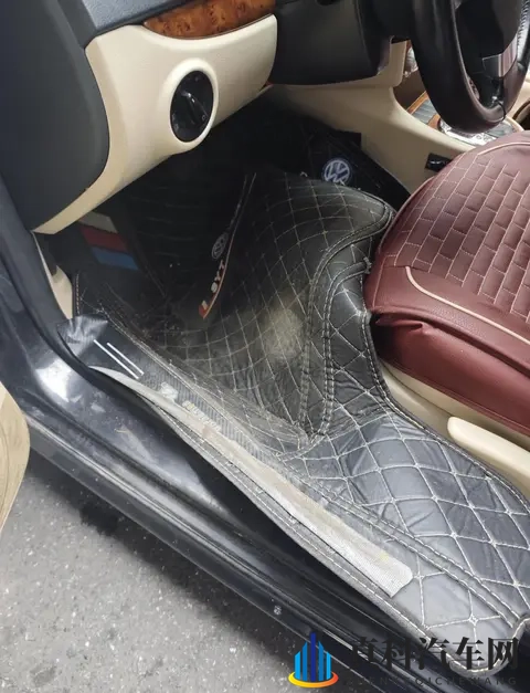 车上加装这3种东西等于在慢性自杀?好看不好用,很多人车上都有-2