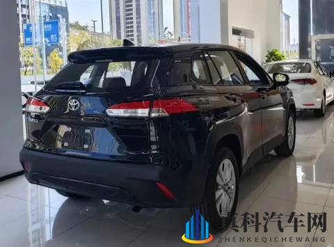 全新卡罗拉锐放968万起上市 背后的得与失-3