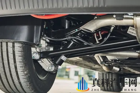 768 万起售，五菱星光730 PHEV，好开又好坐的“真”全能舒享大7座-1