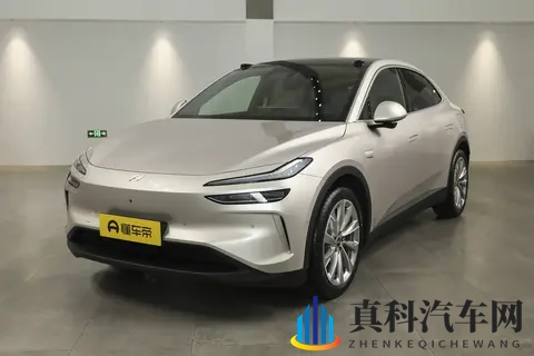 标杆再进阶 比亚迪汉智驾版成都上市 补贴价15.98万起-1