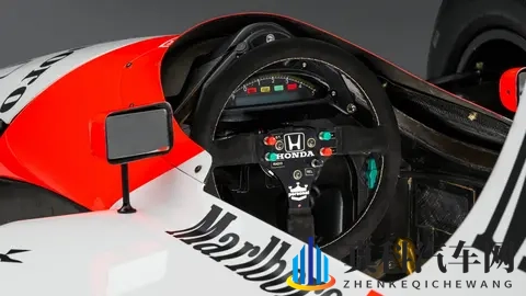 三男一女4P爽到嗷嗷叫:全新SUV,家庭出行新宠,4P体验满分-3