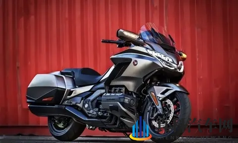 摩托车车主的悲哀：再贵的车，13年也得强制报废-1