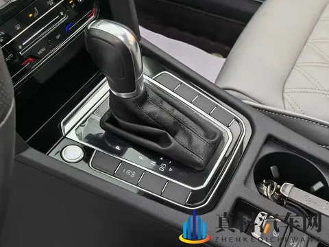 14万多拿下准新大众迈腾，宜商宜家之选？-3