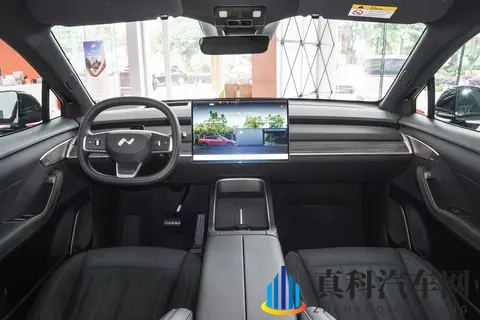 2359 万可换电更保值？家用纯电乐道 L60 740km 续航 119kWh 能耗解读-1