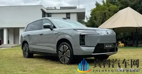 腾势N8L杀入三十万级SUV市场 硬凑配置却缺续航 低价能否掀翻理想L8-2