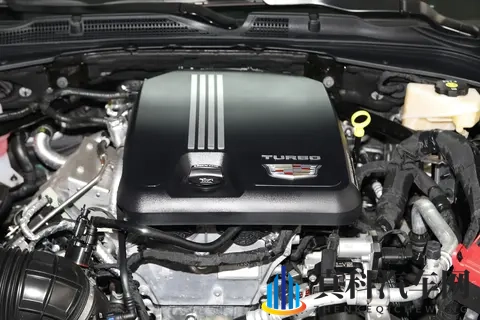 凯迪拉克CT4全系车型配置差异解读，哪个版本更适合你-3