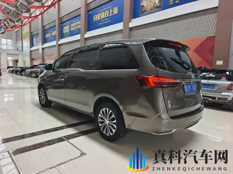 开了2年的别克GL8,11万多拿下商务接待值不值?-3