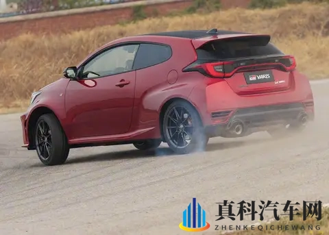 日系“小钢炮”，配GR运动套件，304匹马力、加速5秒，还有手动挡-2
