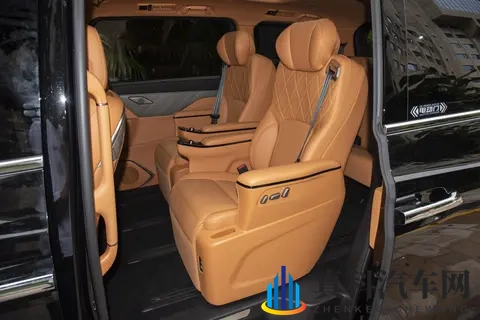 标配即顶配，魏牌高山7咋这么懂家-3