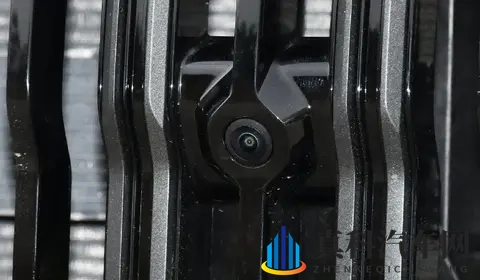 领克09探索版上市,搭载FYRA四驱+NAPPA座椅,性能与舒适兼备!-3