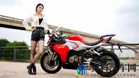 骑上四缸仿赛去兜风—与生活和解的最好方式-3