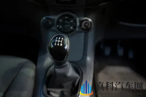 D19增程版塞80度大电池，堆满黑科技敢卖30万，底气在哪？-1