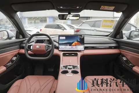 2025新能源汽车发展趋势:技术破局与产业重构下的新赛道-1