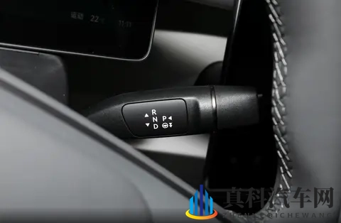 1058万元起， 零跑Lafa5开启预售，激光雷达+8295芯片-2