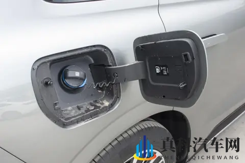 2025款星纪元ET增程版Pro高速辅助驾驶深度体验,表现如何?-3