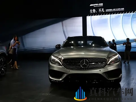 2026 款 AMG C 43 4MATIC 官降背后:奔驰 AMG 品牌的市场竞争策略解析-3