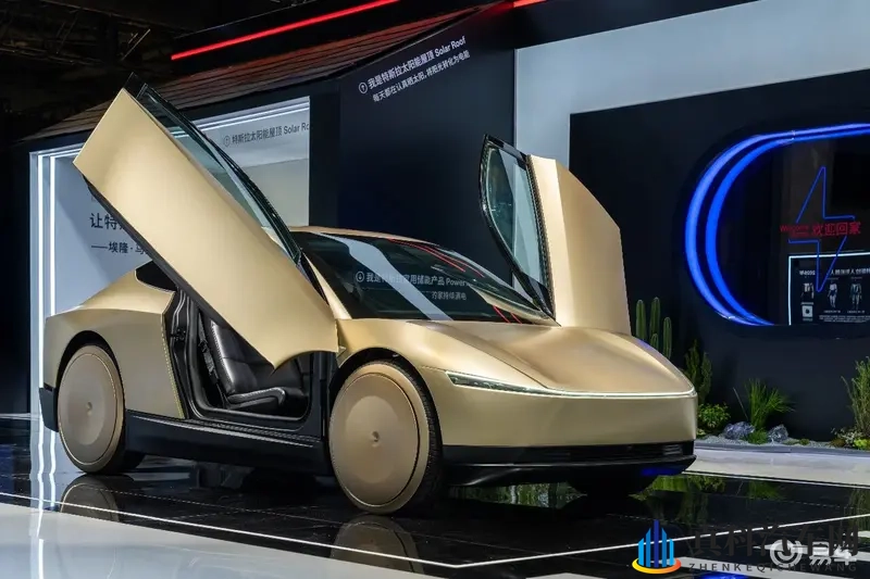 特斯拉进博会炸场!Cybercab国内首秀-1