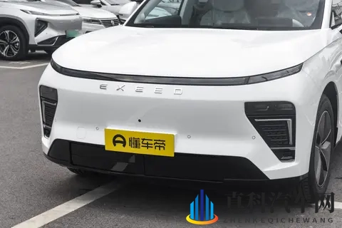 星纪元ET:20万级SUV科技平权,让舒适体验不再奢侈-3